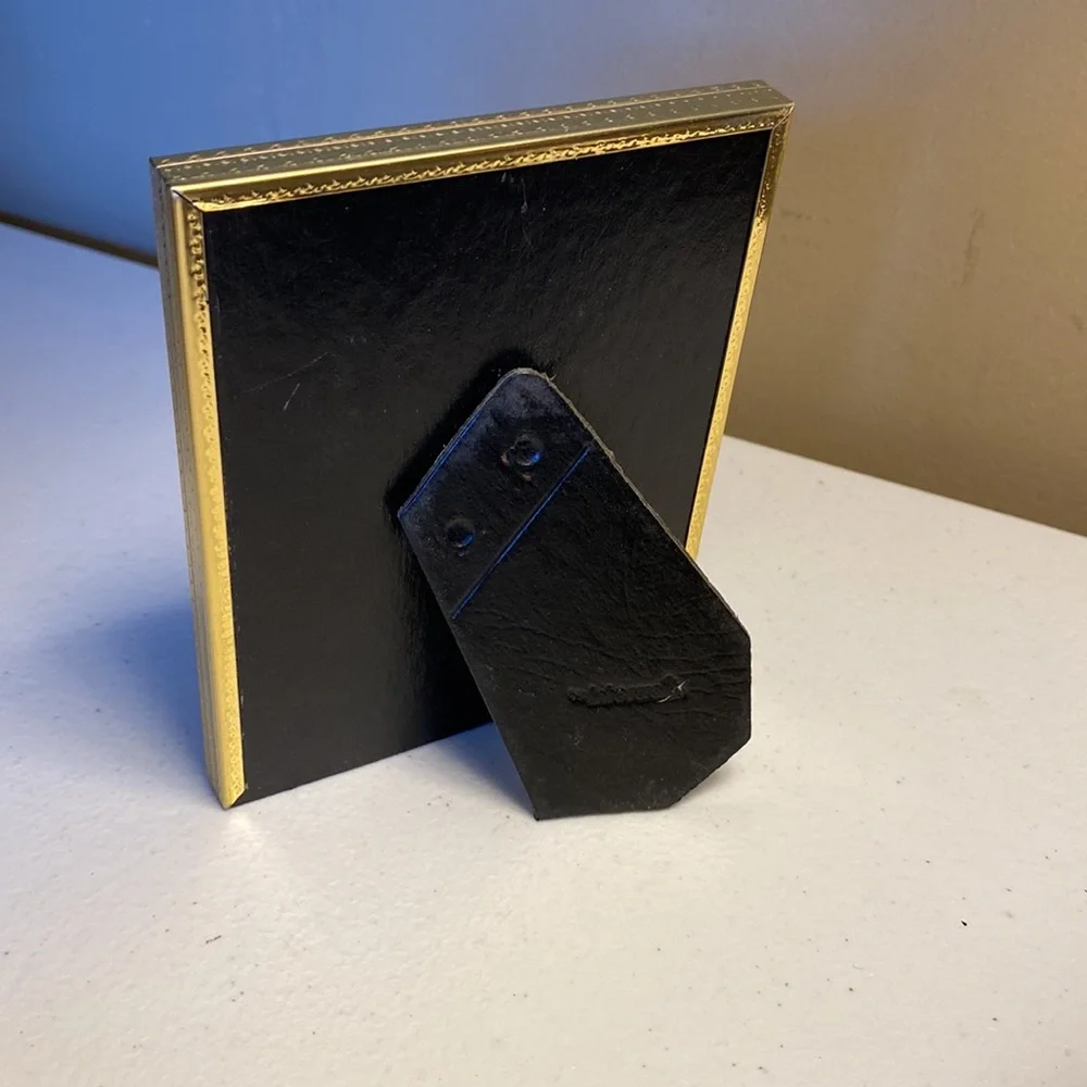 Intercraft Gold Tone Metal Picture Frame